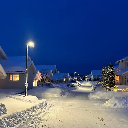 아파트 Fin Sokkelleilighet For Inntil 8 Under Ski-vm 2025 - Gratis Parkeringsplass 트론헤임